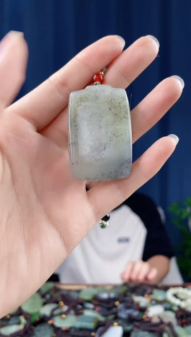 未镶嵌和田玉挂件拍一发一，多样性发货