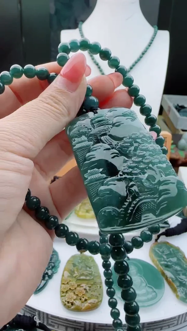 【闪购商品】翡翠颈饰未镶嵌11111111