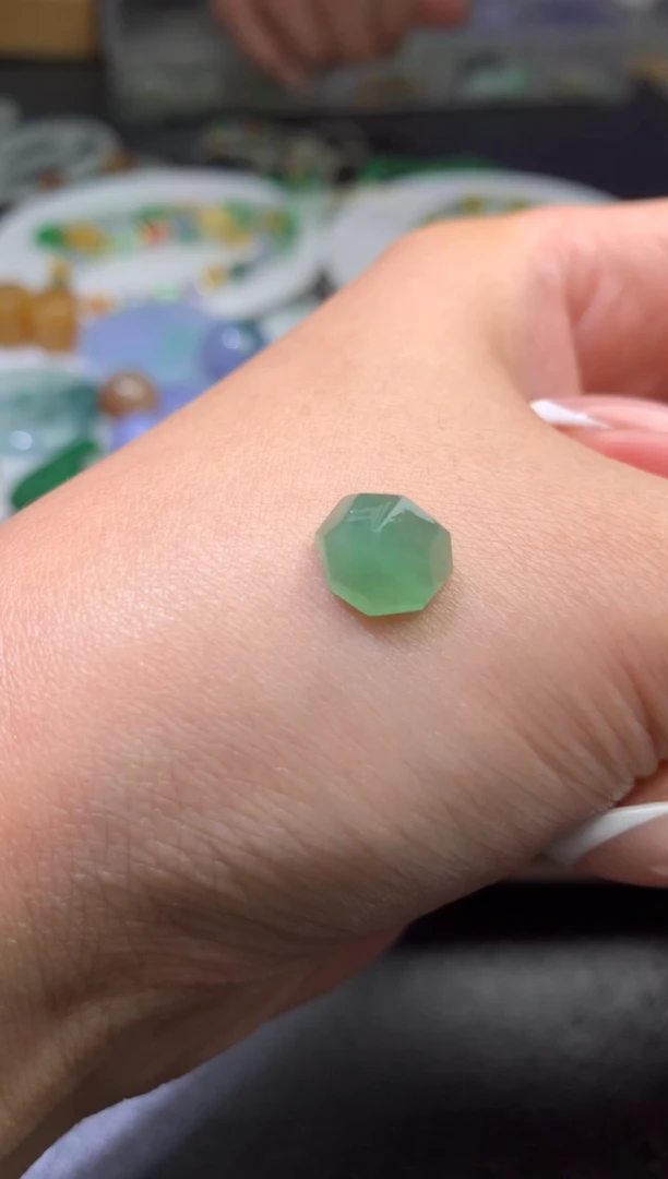 未镶嵌定制翡翠毛货 10.2-5.4