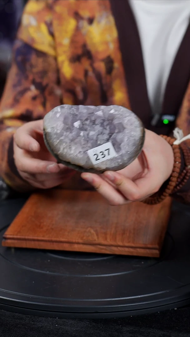 【闪购商品】紫晶大型摆件（非配饰）未镶嵌水晶