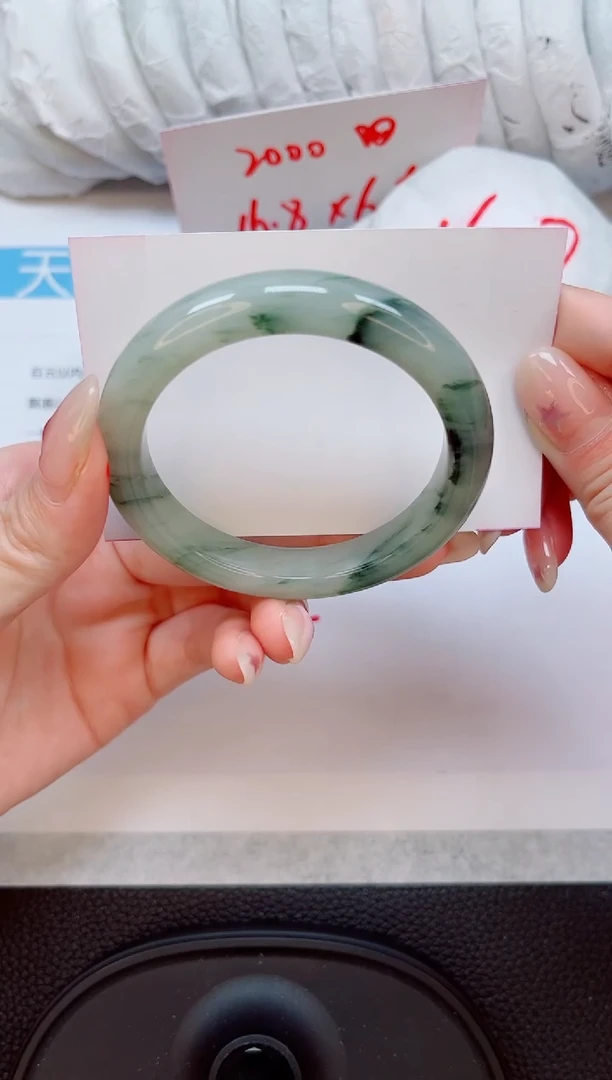 未镶嵌手镯石英质玉28-54/55