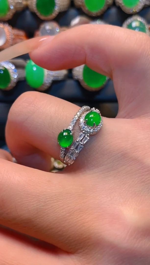 翡翠银S925镶嵌耳饰天然