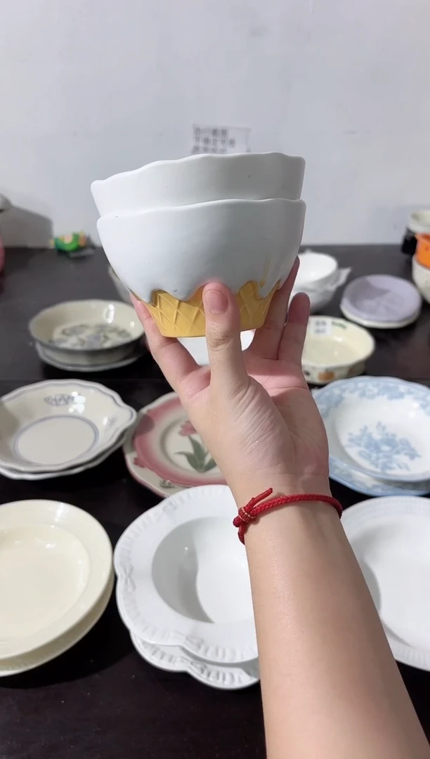 陶直播微瑕白色冰淇淋碗*2