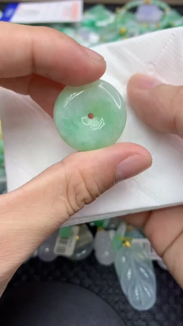 翡翠未镶嵌颈饰11111111