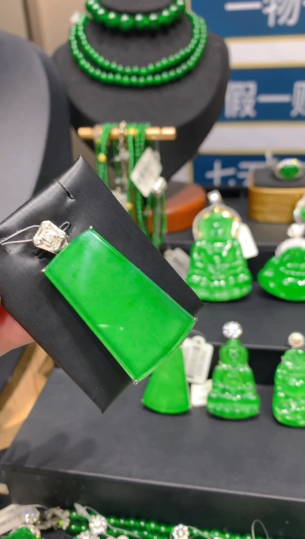 颈饰银S925镶嵌翡翠23一季