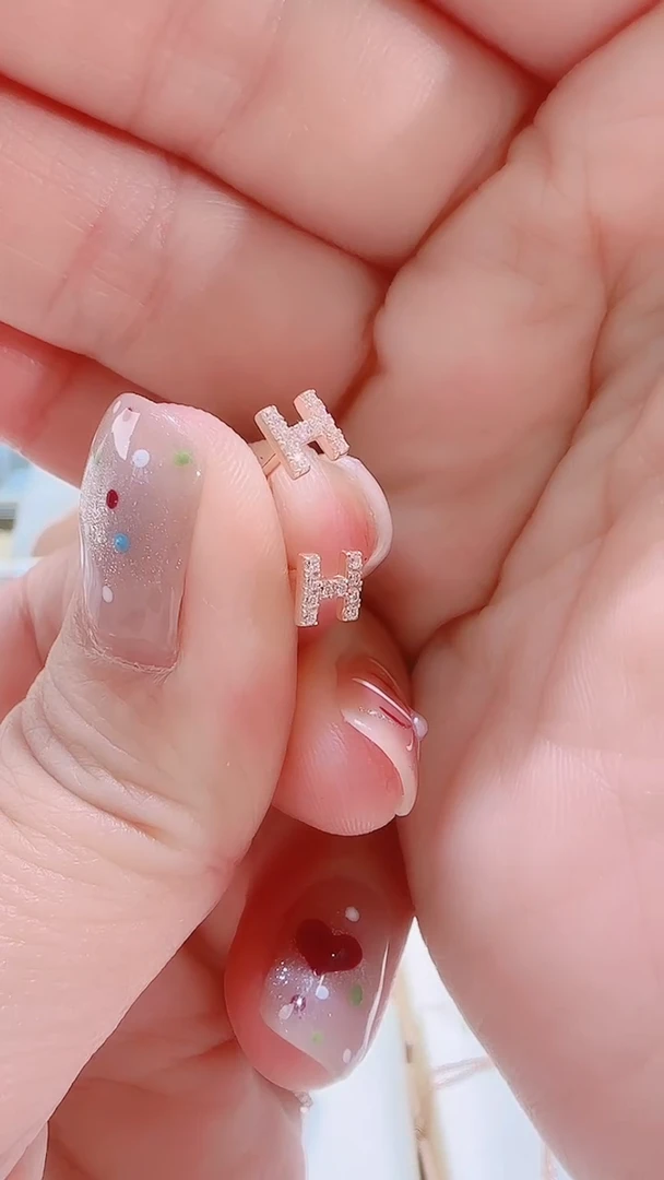 耳饰18K金镶嵌合成立方氧化锆耳饰