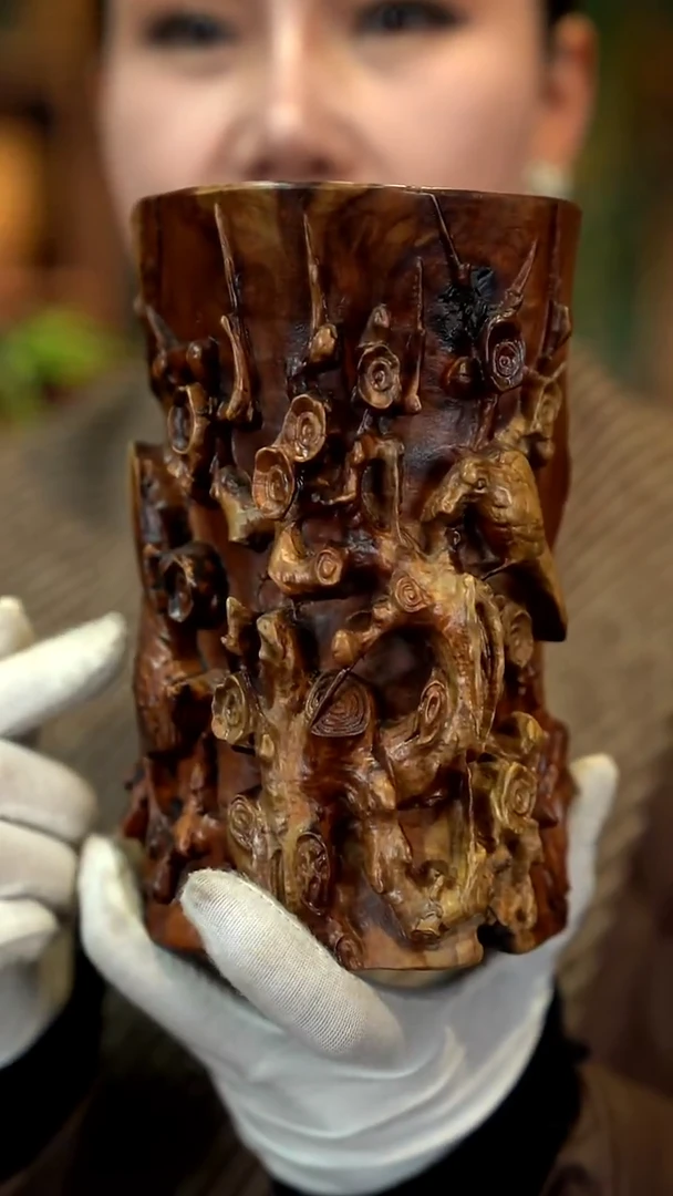 木雷击枣木喜上眉梢笔筒