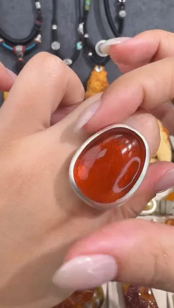 裸石琥珀未镶嵌生***苗琥珀