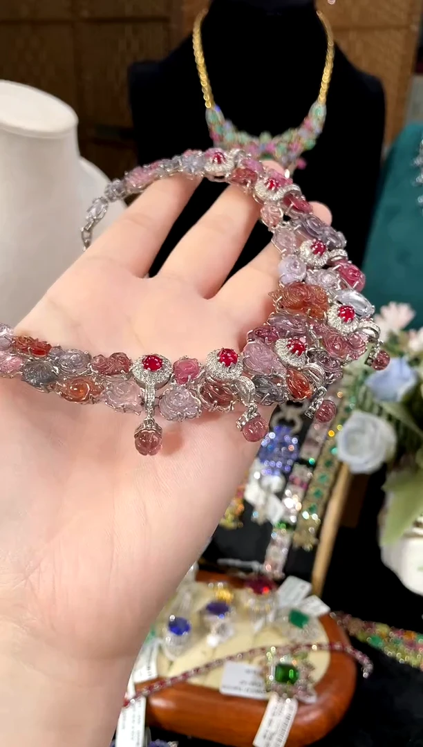 银S925镶嵌颈饰尖晶石项链