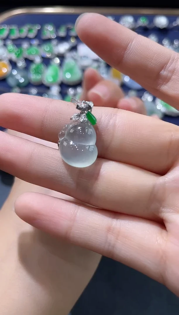 翡翠挂件18K金镶嵌ZHG00803-021