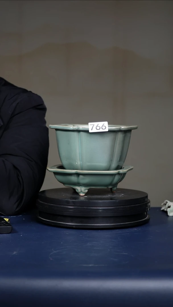 其他瓷福利766号葵口式花盆 口径19.5高12.5 NO退NO换