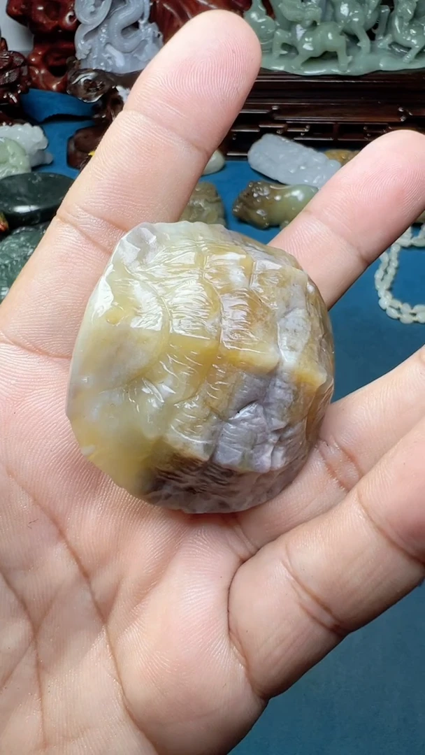 未镶嵌和田玉把件-