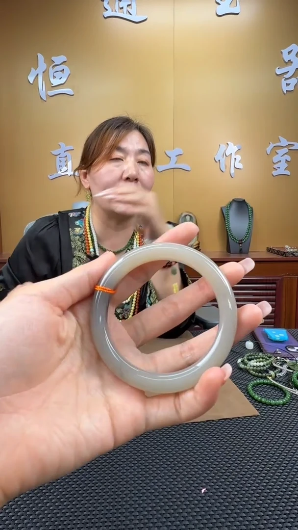 颈饰未镶嵌和田玉手镯59