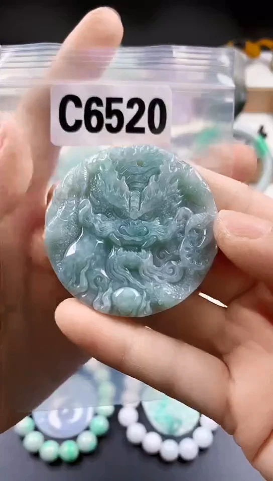 颈饰未镶嵌翡翠天然翡翠吊坠挂件