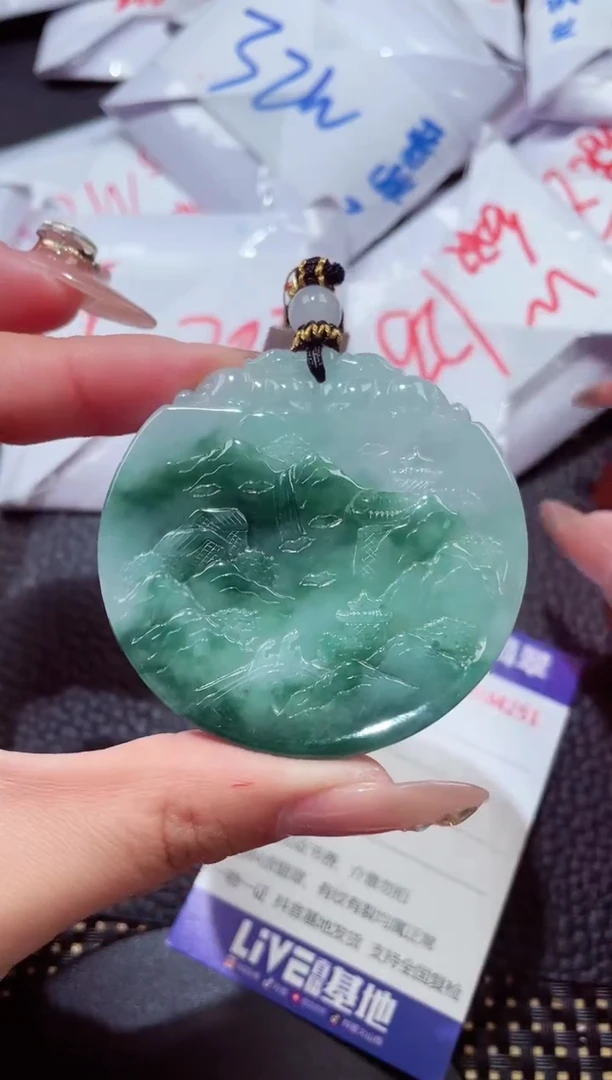 颈饰未镶嵌翡翠500