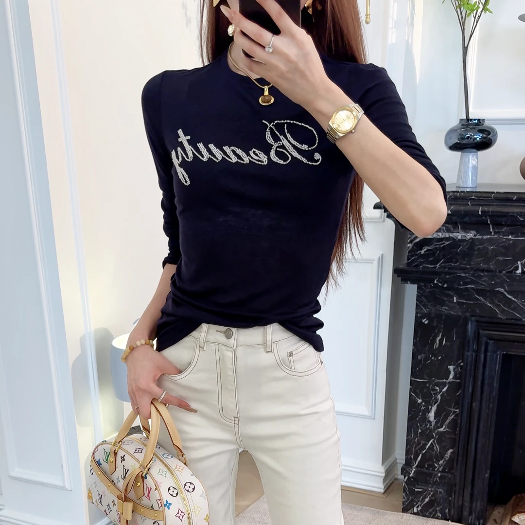 HNIH石艺2025春季新款通勤风圆领打底绣珠HS8094气质长袖T恤