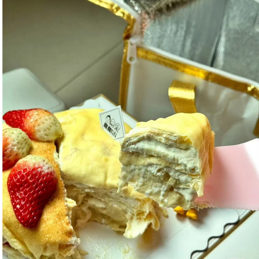 爆浆榴莲千层6寸买一送一（可选芒果芋泥可双拼）