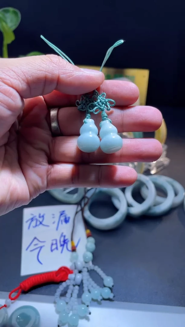 未镶嵌挂件翡翠葫芦手机挂多样性发货一件