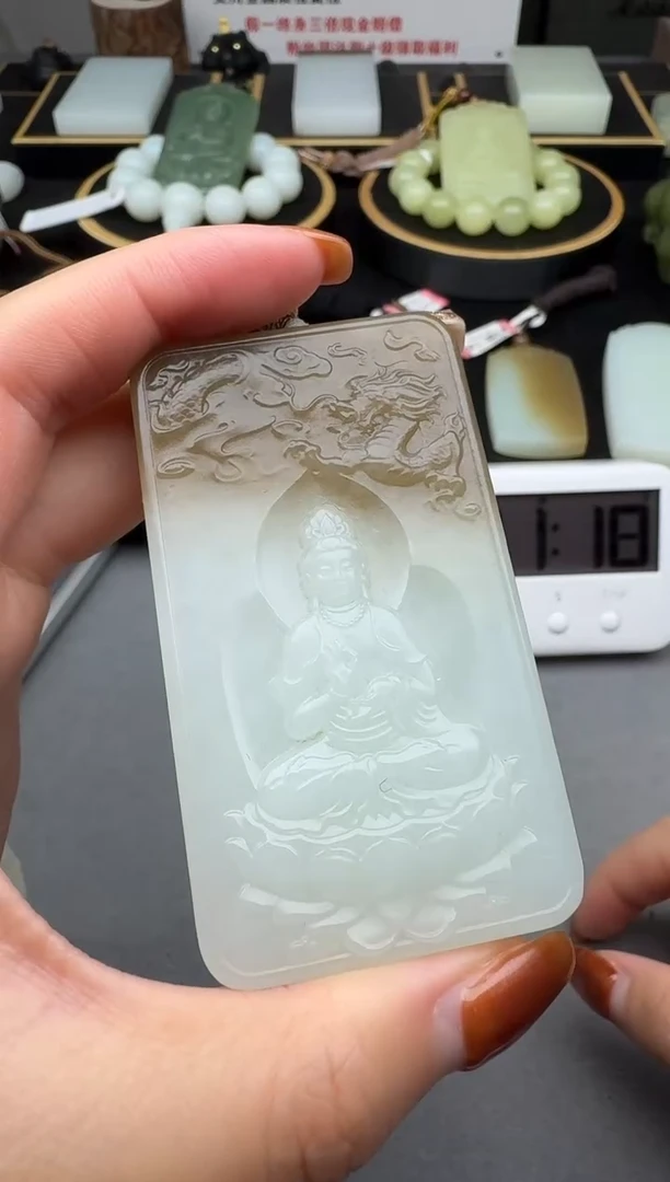 颈饰未镶嵌和田玉3