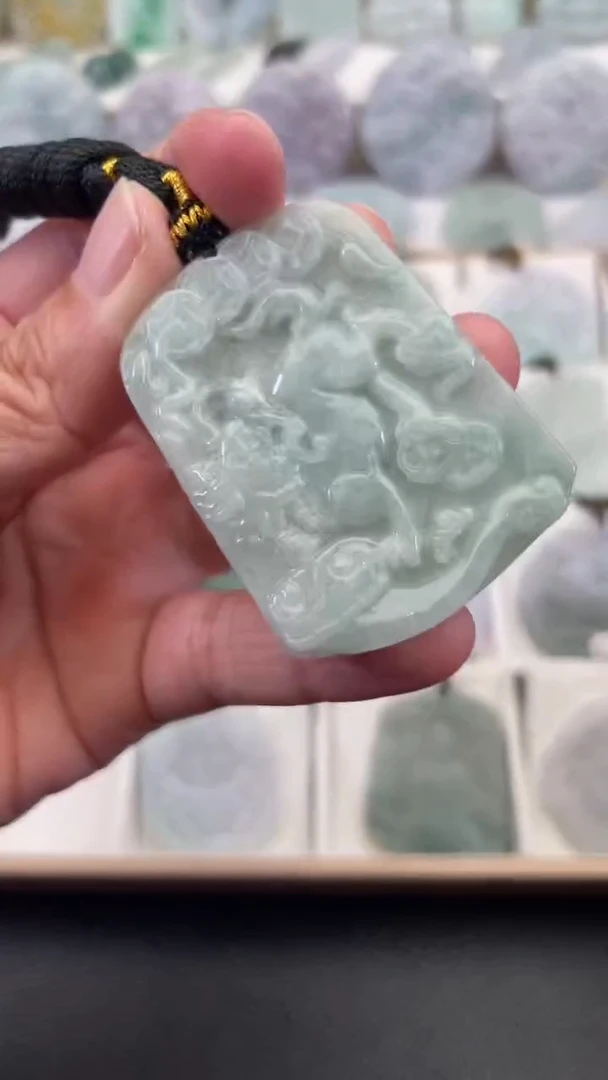 颈饰未镶嵌翡翠天然缅甸翡翠A货33