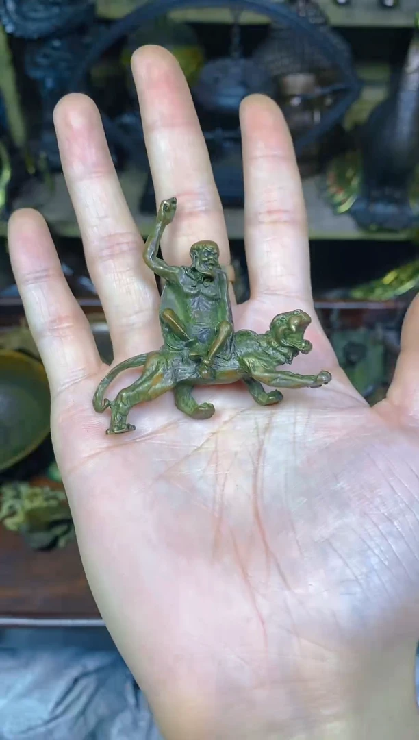 云鸿古铜精品链接