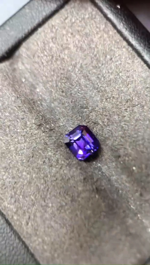 裸石蓝宝石1.11ct GUILD93673