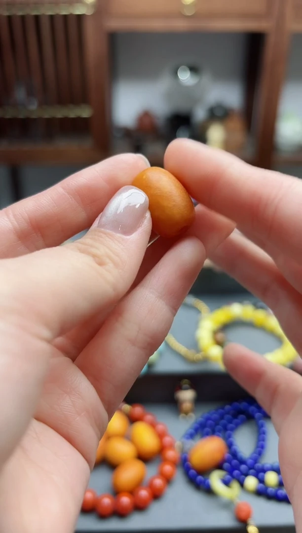 【闪购商品】蜜蜡裸石未镶嵌蜜蜡散珠配饰GW