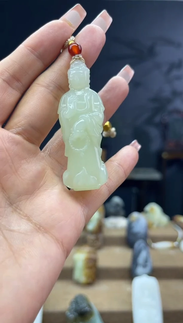 颈饰未镶嵌和田玉1