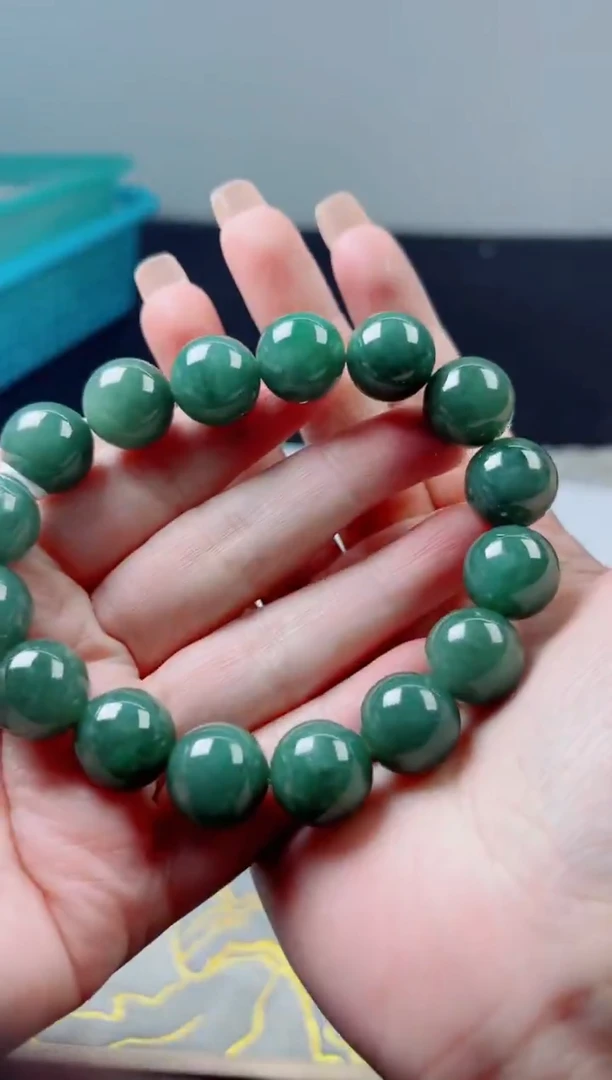 未镶嵌定制翡翠翡翠