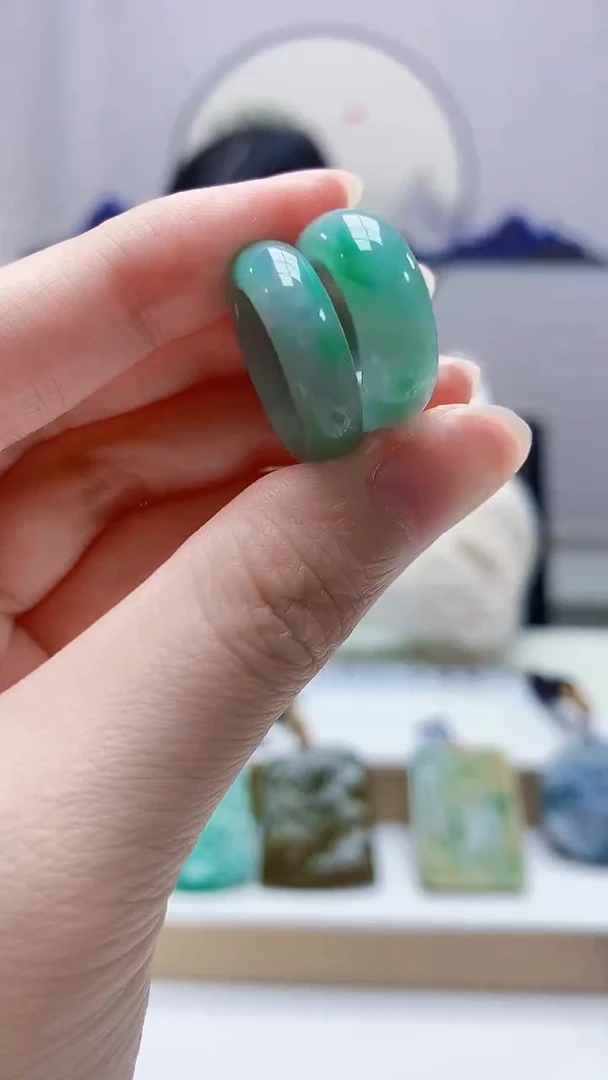 未镶嵌定制翡翠4852zm-毛货挂件一对80