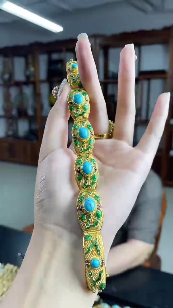 非遗手工花丝镶嵌镯子