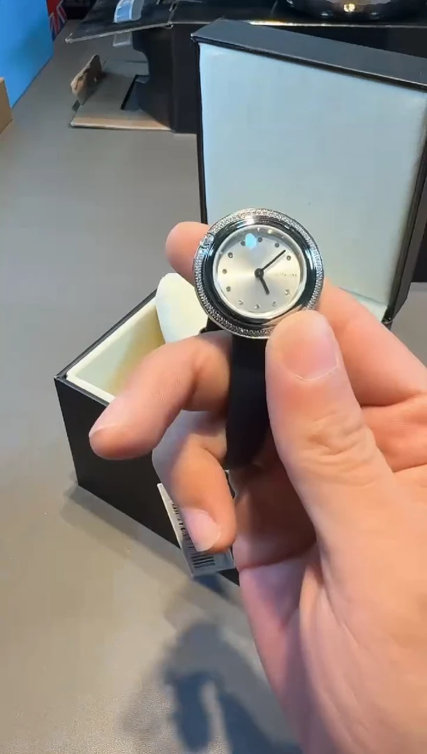 【闪购商品】瓷片新号开播啦全场福利保正保真