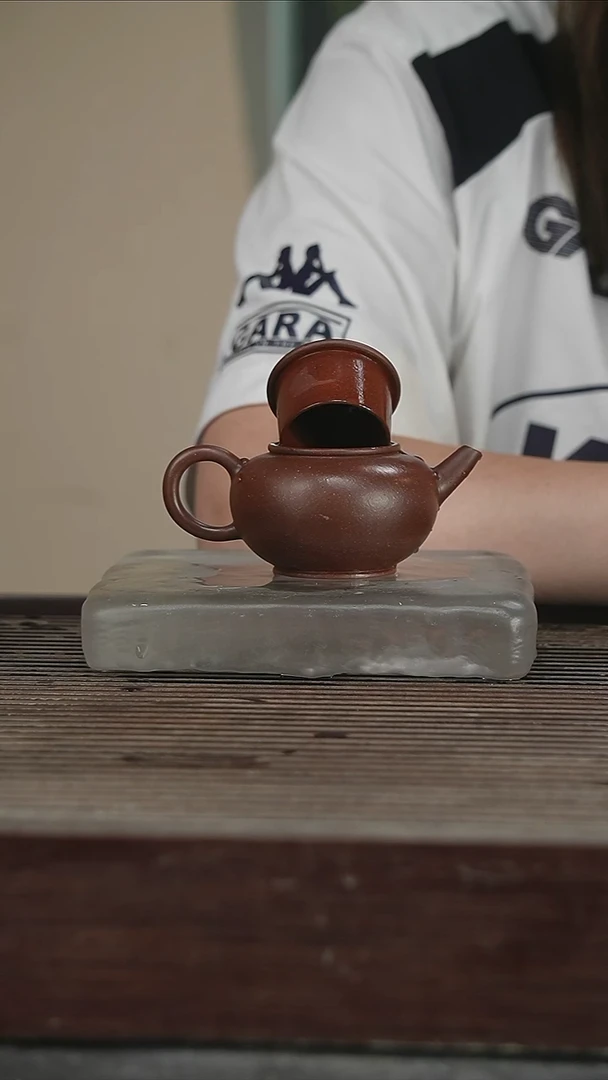 茶壶紫砂83号独孔130CC
