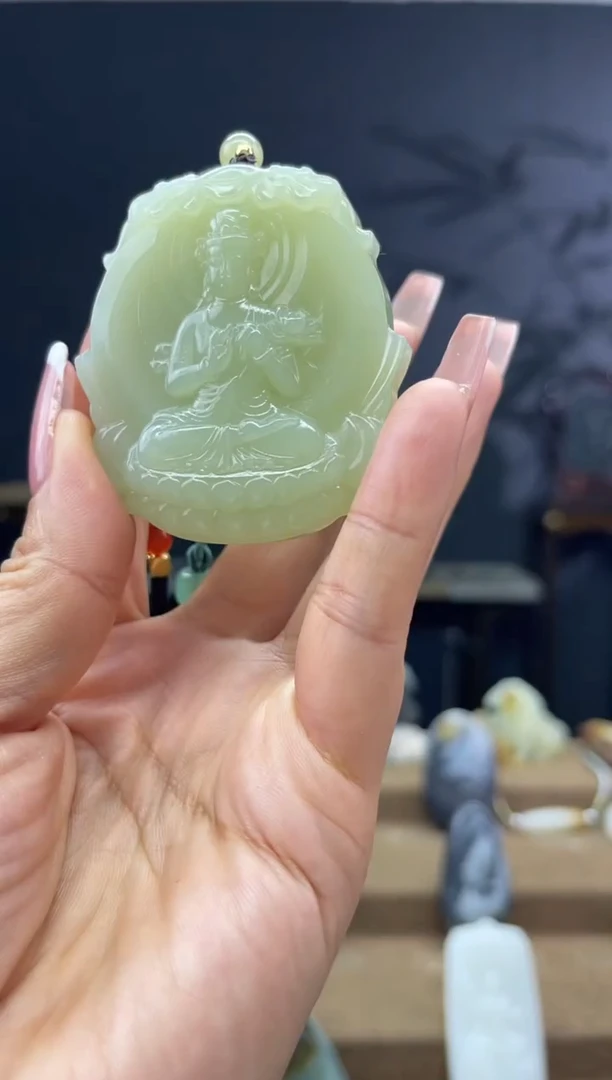 颈饰未镶嵌和田玉1