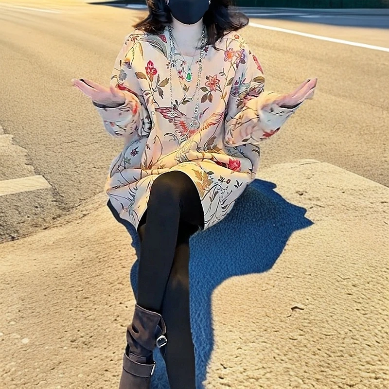 时尚轻奢气质印花卫衣女装2024秋冬新款宽松套头圆领休闲百搭上衣