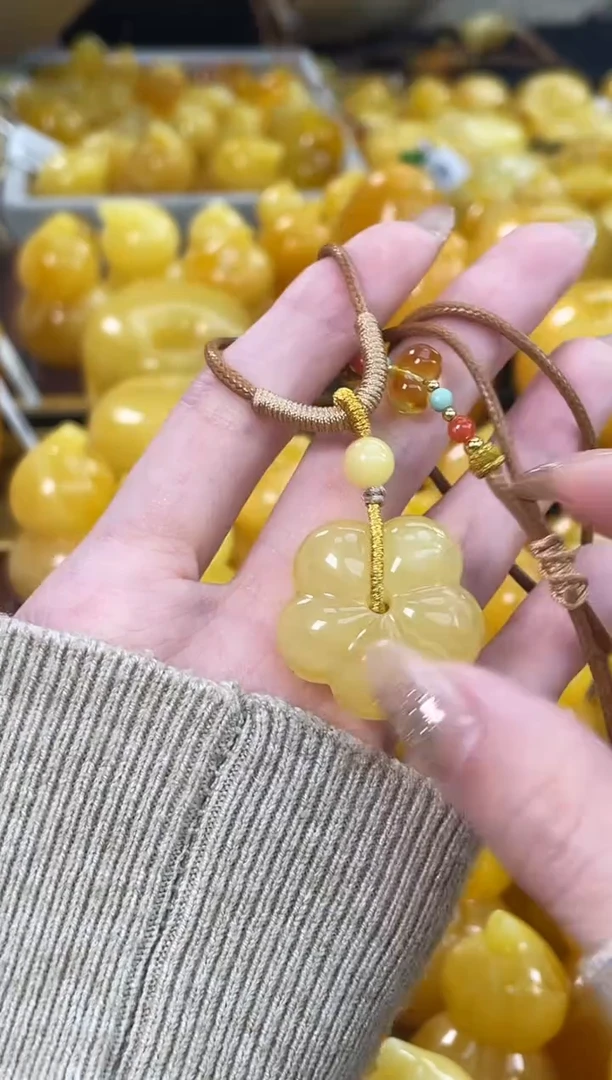 裸石琥珀未镶嵌J17