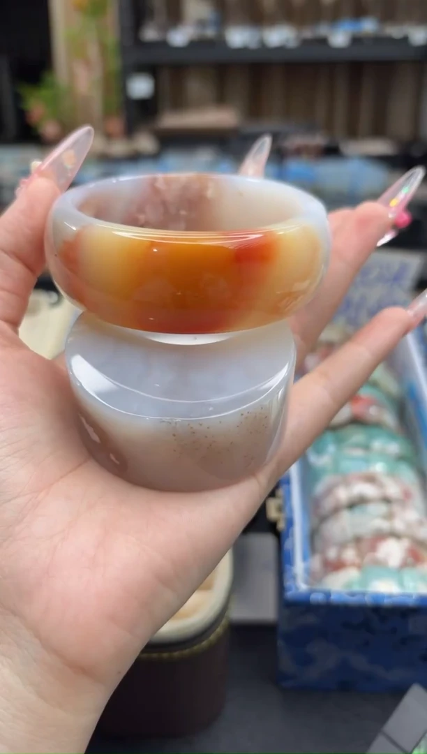 未镶嵌手镯石英质玉223(62圈赠送镯心)