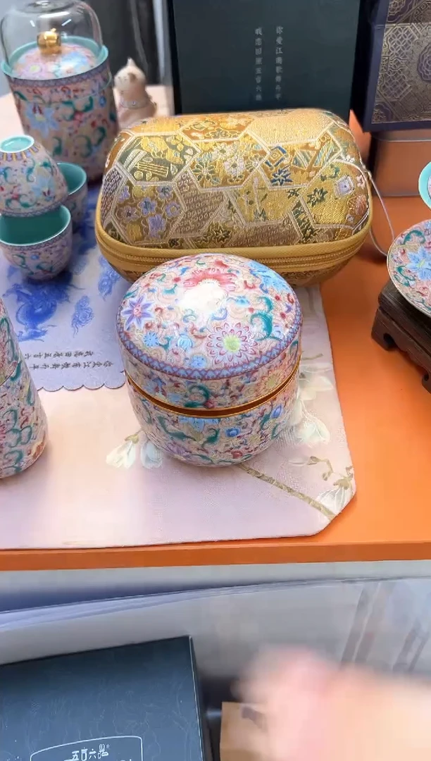 瓷片小乔闪电购产品