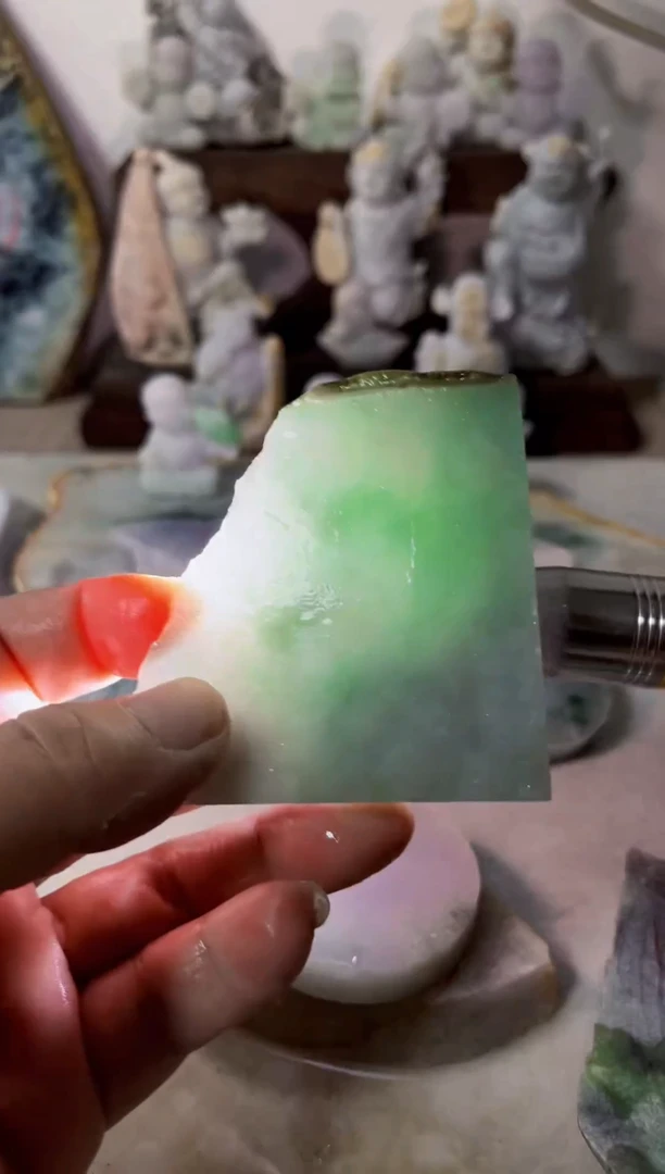 【闪购商品】翡翠吊坠(不含链)未镶嵌A1108