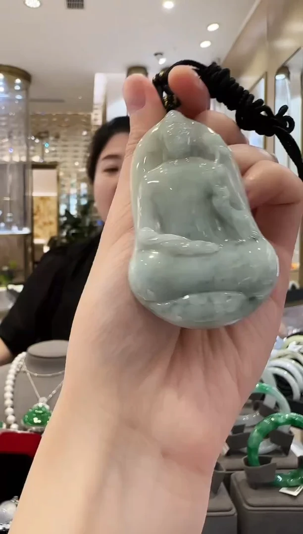 翡翠未镶嵌颈饰69