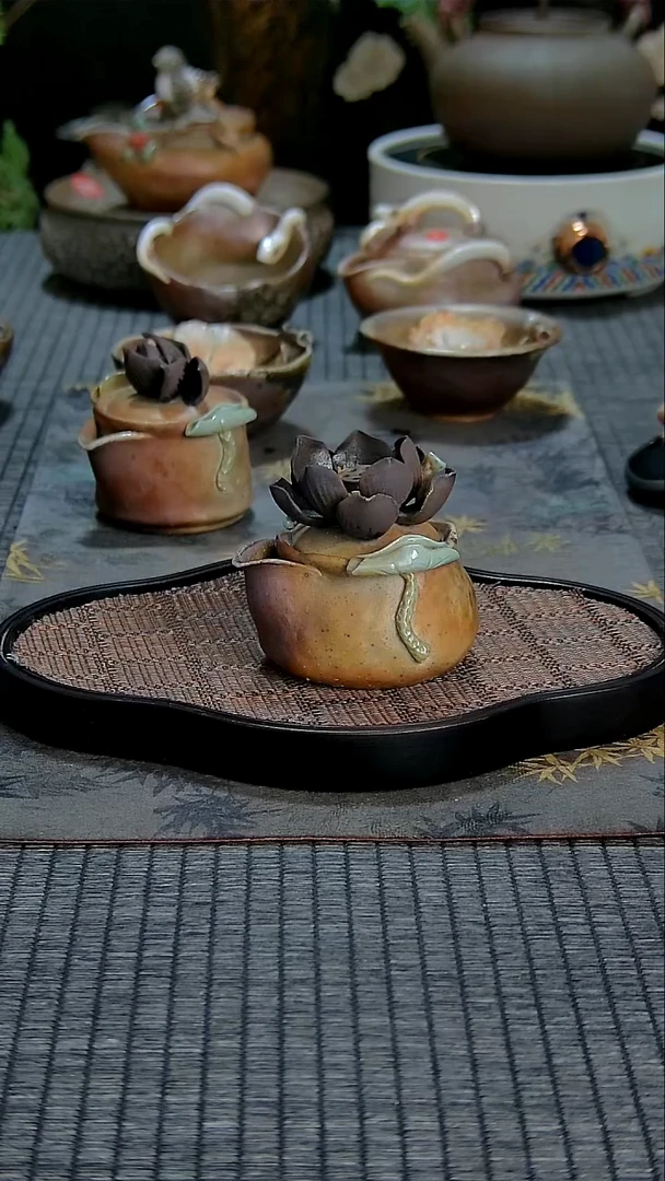 【闪购商品】柴烧墨荷小宝瓶柴烧