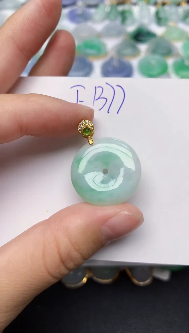 颈饰未镶嵌翡翠天然缅甸A货翡翠百元以上9元证书费自理