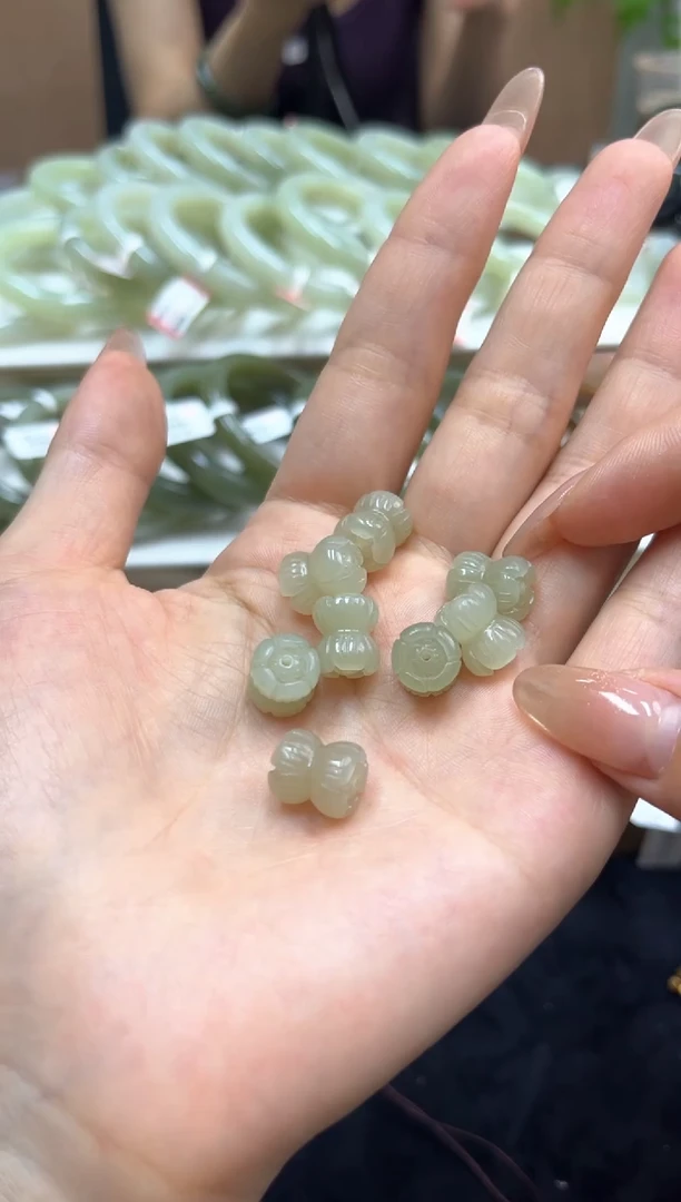 和田玉未镶嵌颈饰和田玉并蒂莲花锁骨链吊坠 多样拍一发一