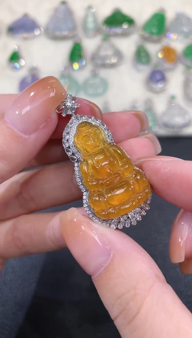 吊坠(不含链)18K金镶嵌翡翠A107