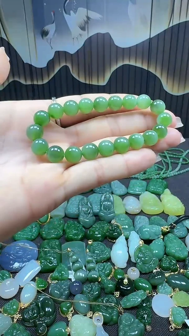 和田玉未镶嵌挂件9+