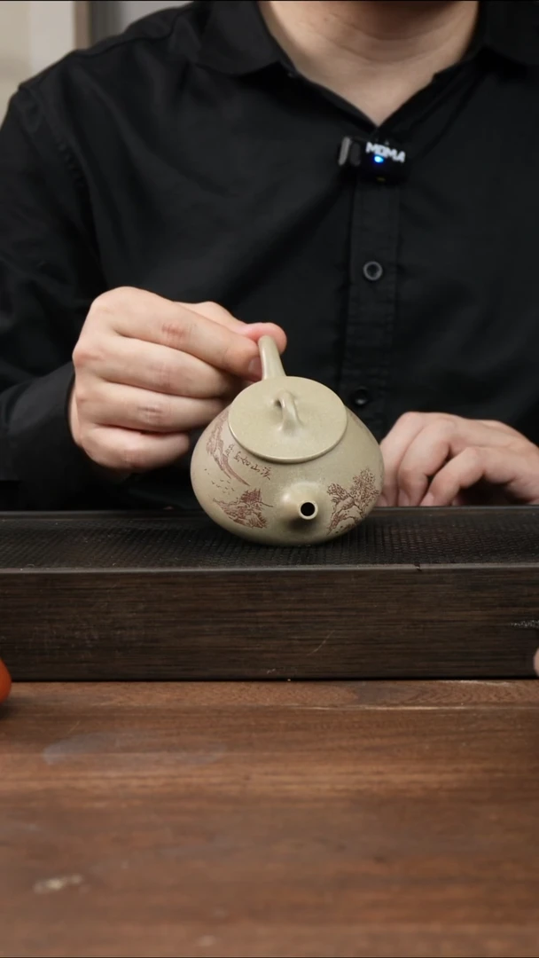 茶杯紫砂天*本绿平盖石瓢   刻绘山水    180CC