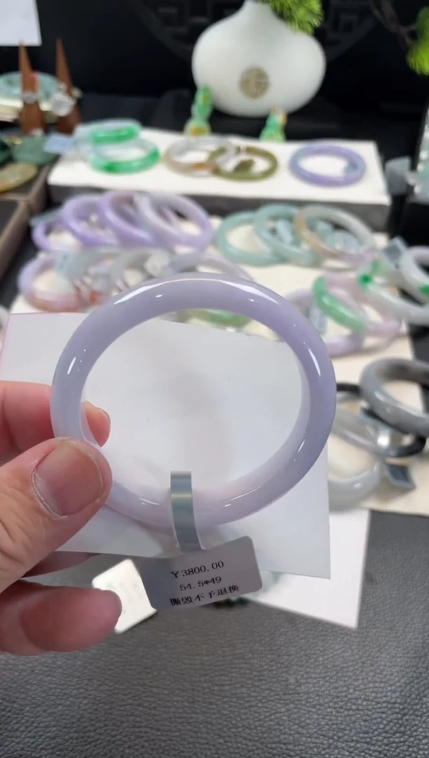 未镶嵌手镯翡翠111号链接  54.5贵妃