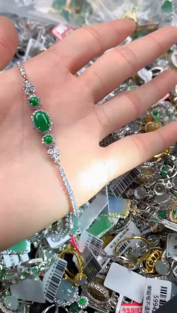 银S925镶嵌戒指翡翠3                  5