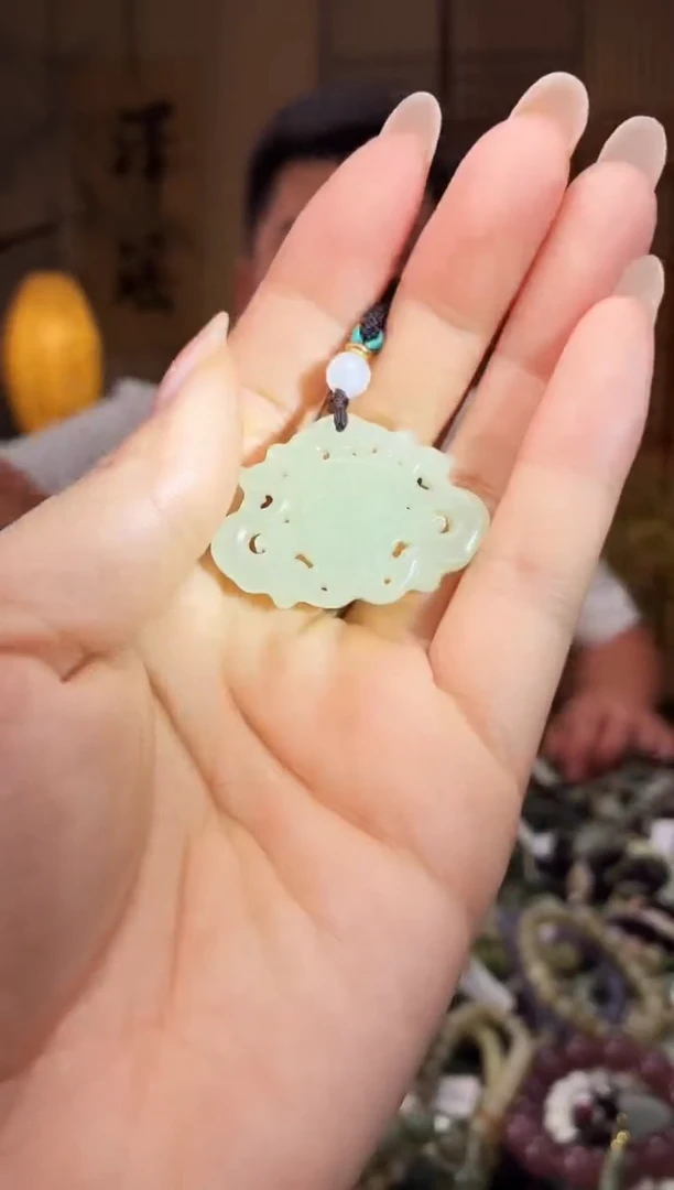 颈饰未镶嵌和田玉多样性发货，拍一发一