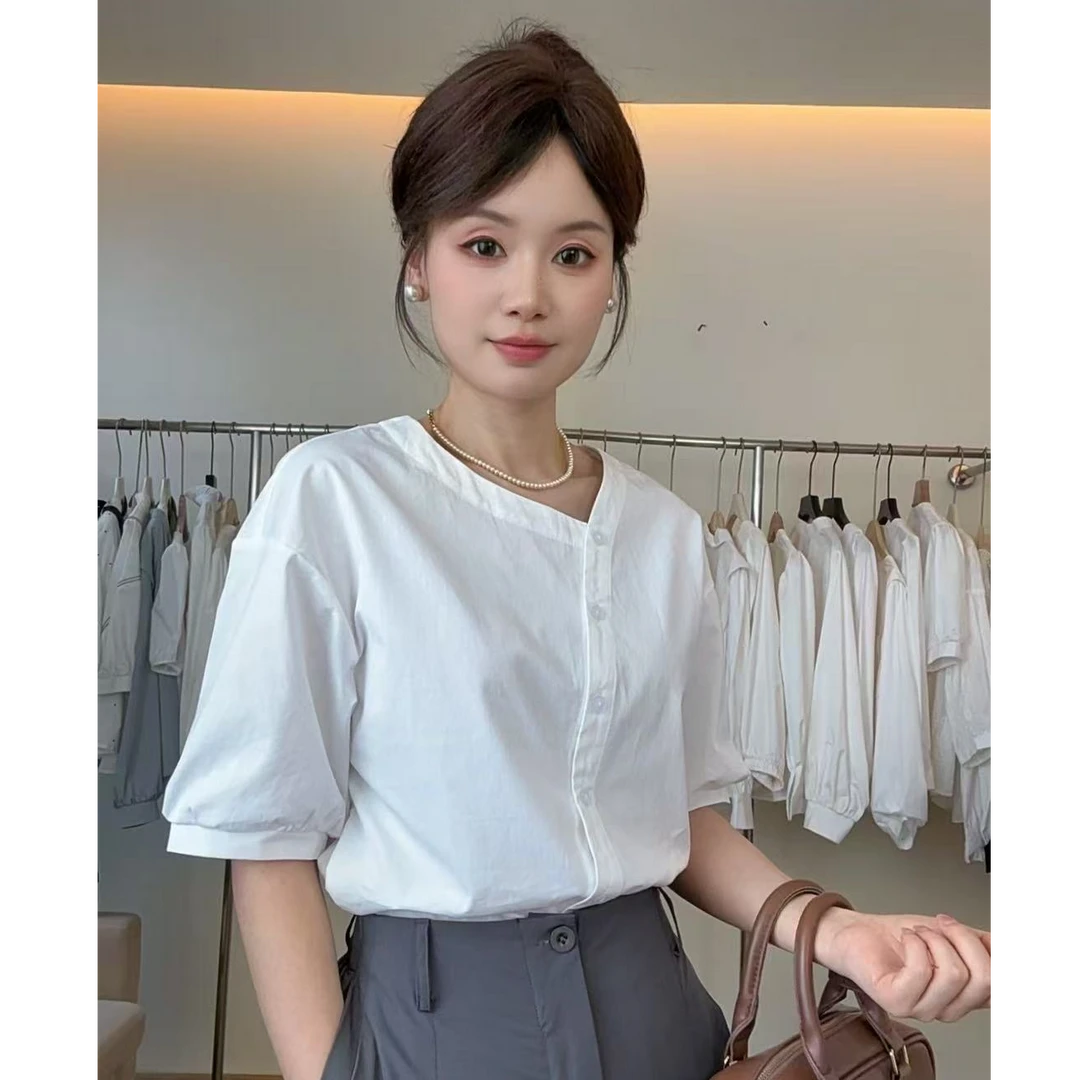 2025夏季新款复古斜领上衣女气质感通勤短袖衬衣休闲纯色上衣